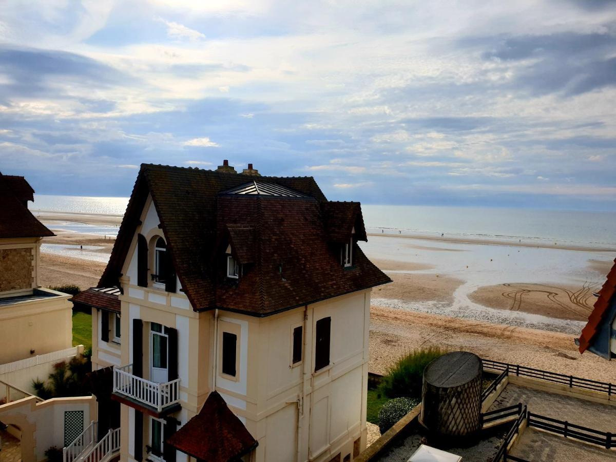 M2M Studio Magnifique Vue Mer - Avec Balcon - Les Pieds Dans L Eau! Blonville-sur-Mer Luaran gambar